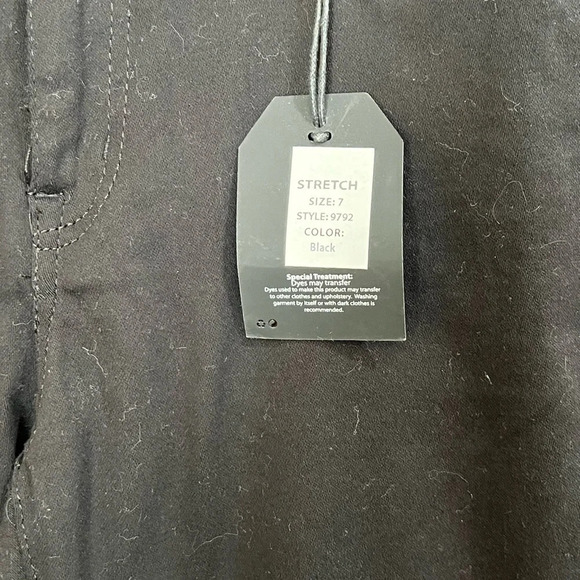 EUNINA Black Skinny Jean - Size: 7 - Picture 4 of 8